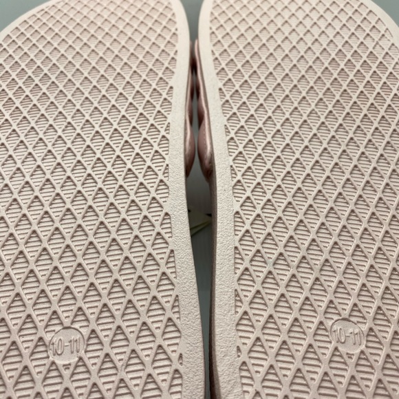 Light pink slides - Picture 4 of 5